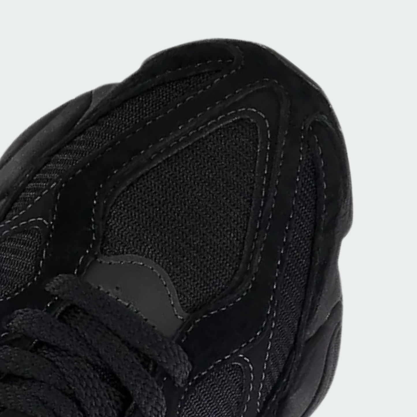 9060 Triple Black